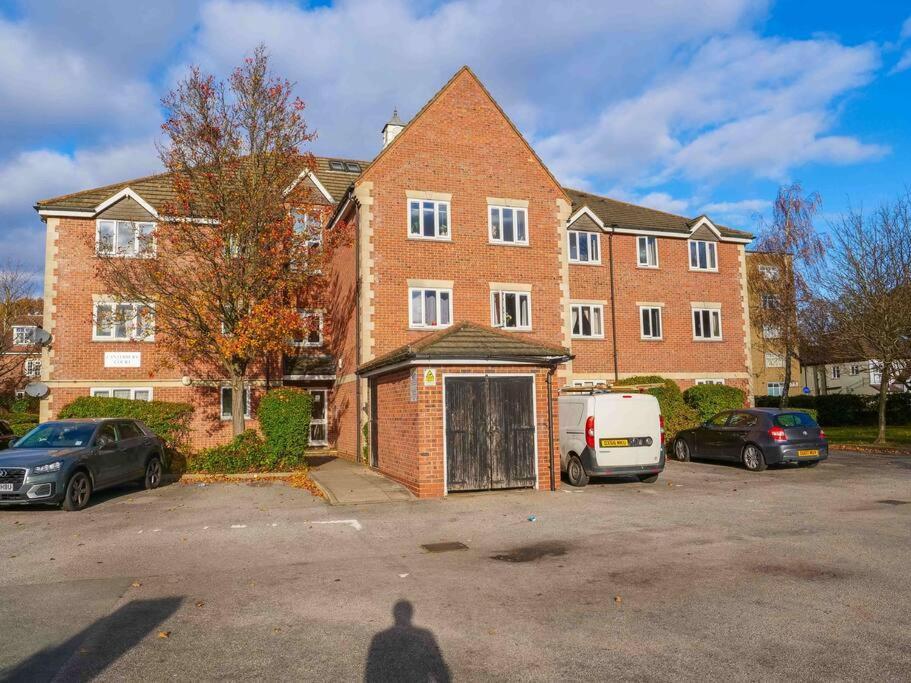 Stylish Retreat For Your Short Getaway London Exterior photo